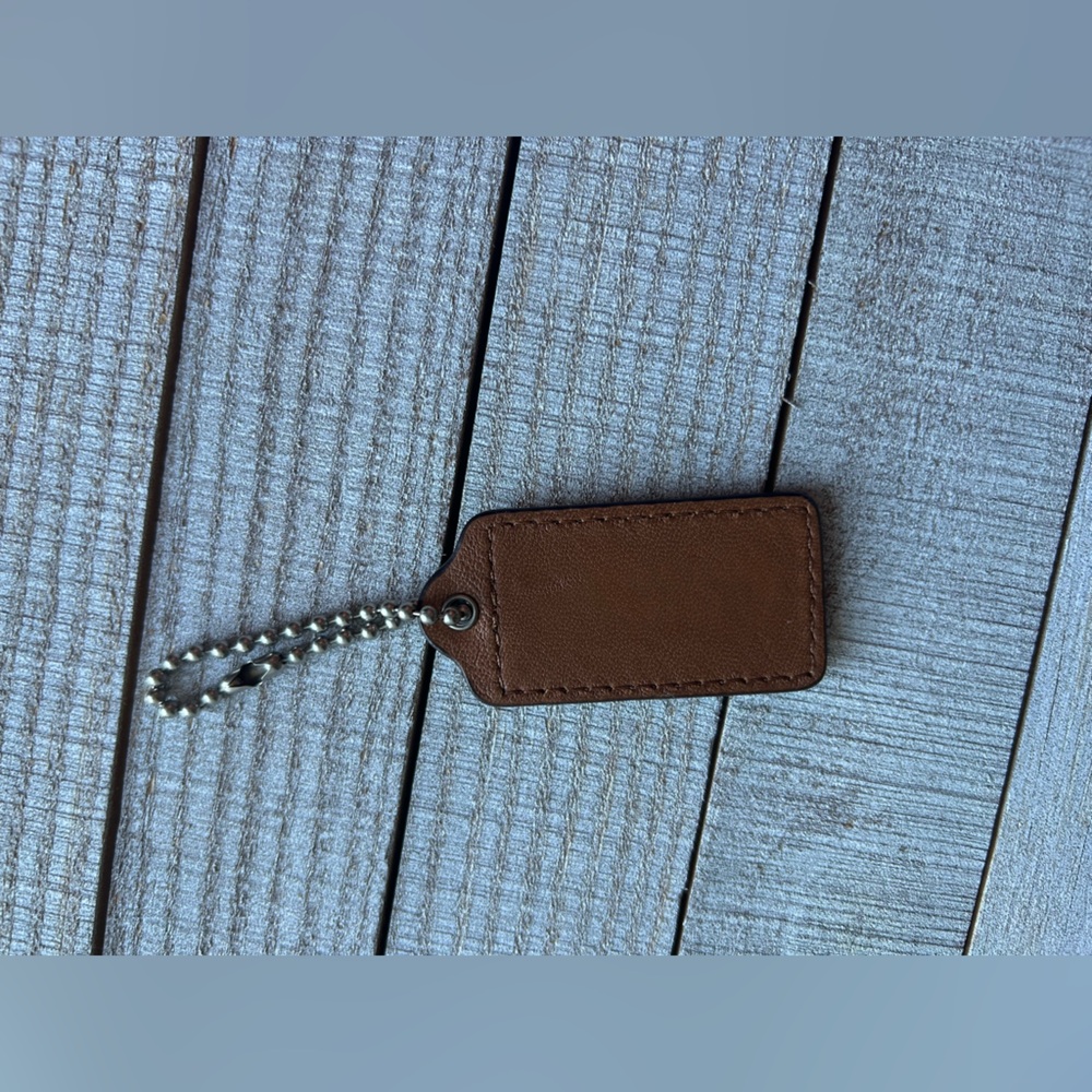 Coach 2.5” Hand Tag Set - Picture 5 of 5